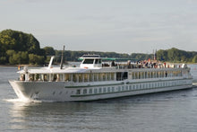 From the Canals of Venice to Renaissance-infused Mantua & Milan and Lake Como Extended Stay (port-to-port cruise)
