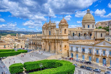 Noto_Photo by Antonio Sessa on Unsplash