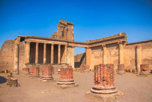 Pompeii_Photo by Cole iarlello on Unsplash