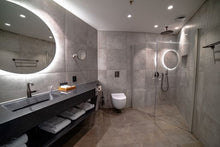 Sorrisniva Arctic Wilderness Lodge River Room Bathroom