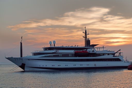 Harmony G Exterior