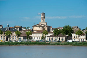 Cruise through the Aquitaine Region from Bordeaux to Royan, along the Gironde Estuary and the Garonne and Dordogne Rivers (port-to-port cruise)